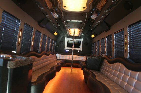 f650-party-bus-3