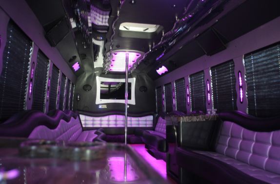 f650-party-bus-4