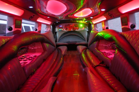 pink-hummer-limo-4