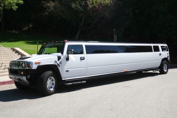whte-hummer-limo-2